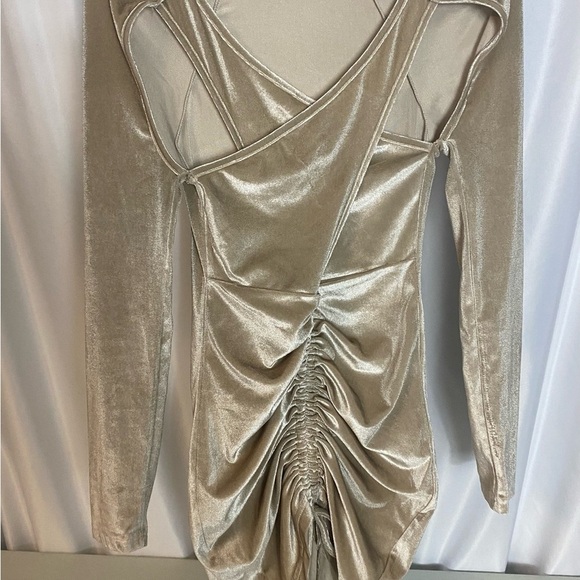 SHEIN Dresses & Skirts - SHEIN Gold Long Sleeve V-Neck Bodycon Dress